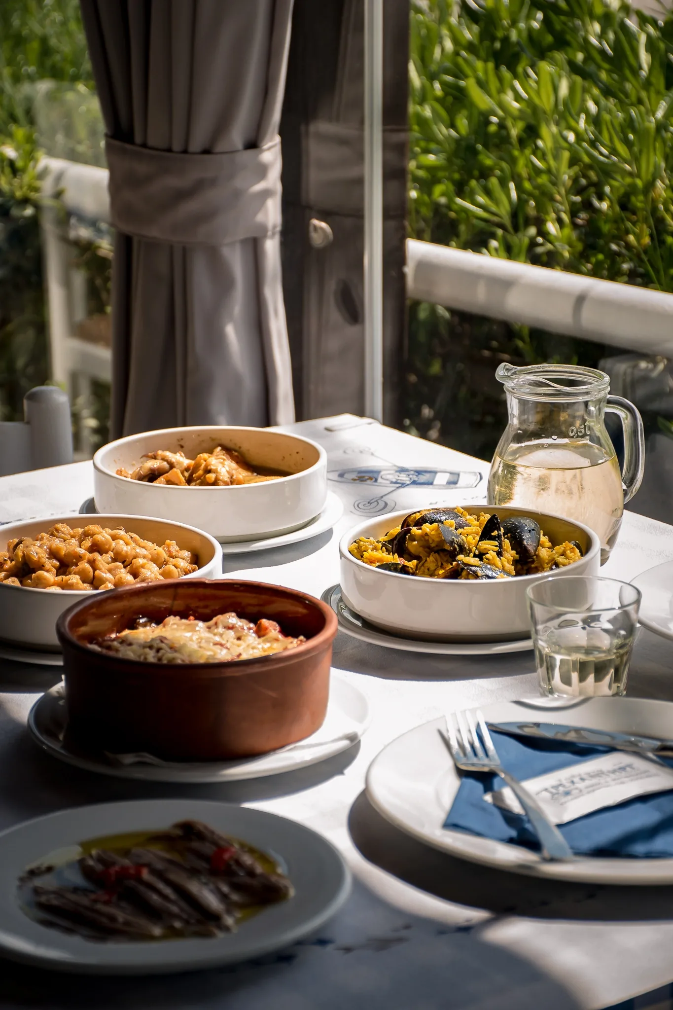 Meze on the table, with wine